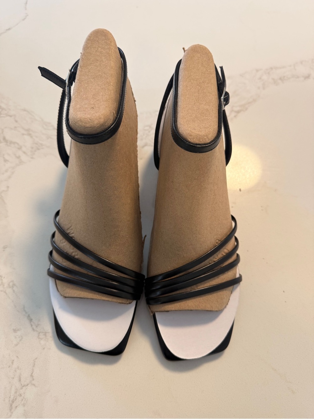 NWT! Calvin Klein Women's Pazey Strappy Block Heel Dress Sandals in black size 9 - Picture 4 of 11